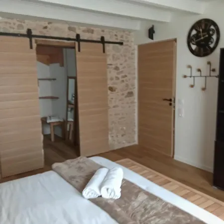 Oda ve Kahvaltı Les 3b Le Croisic